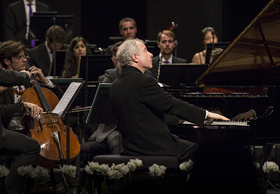 András Schiff à