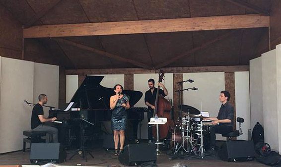 Melanie Dahan et le Jeremy Hababou Quartet