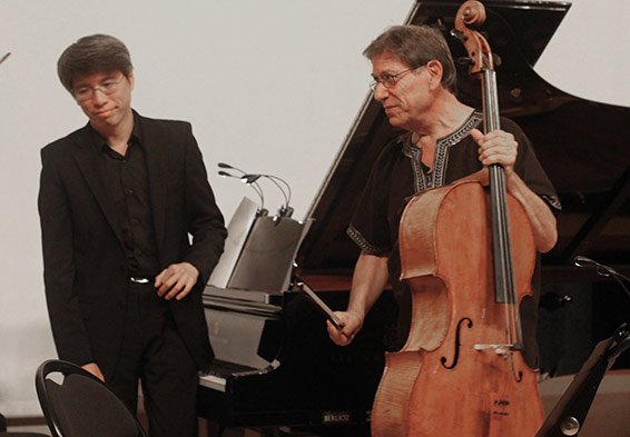 Yun-Yang Lee et Michel Strauss. Photographie © musicologie.org.