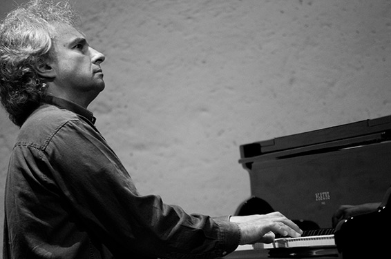Yves Henri. Photographie © D. R.