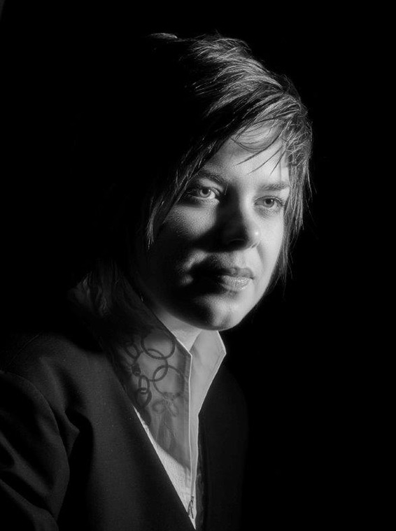 Martina Batič. Photographie Janez Kotar - Slovenska filharmonija.