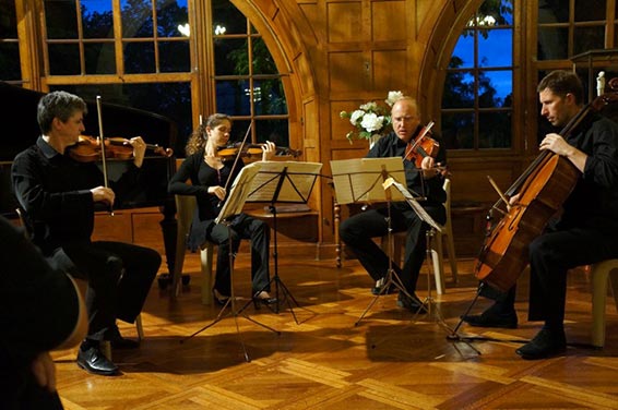 Quatuor Arnaga. Photographie © Q. Arnaga.