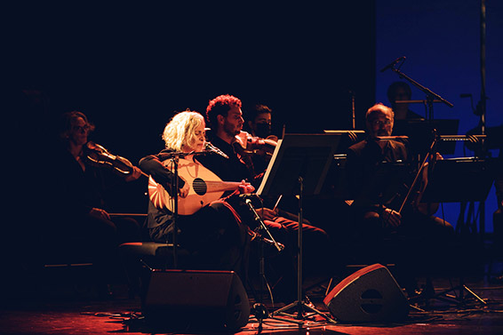 Kamilya Jubran et l'ORN. Photographie © Christophe Péan.