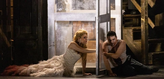 Olga Kulchynska (Marguerite) et Stefan Astakhov (Valentin). Photographie © Stephan Brückler.