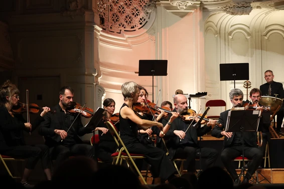 L'ensemble Les Encyclopédistes, sous la direction de Florent Albrecht, Paris, Salle Gaveau, 20 octobre 2025. Photographie © musicologie.org.