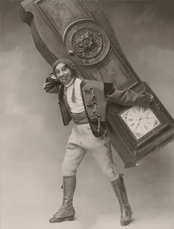 L'heure espagnole, Jean Périer (1869-1954), Atelier Nadar, entre 1911 et 1916. 