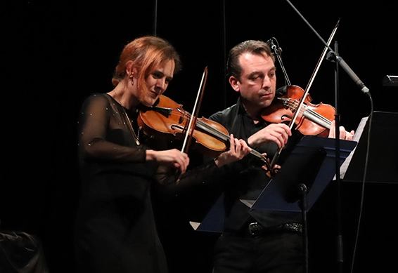 Margherita Pupulin, Pavel Almicar, théâtre Déjazet, Paris, 2 octobre 2025. Photographie © musicologie.org.
