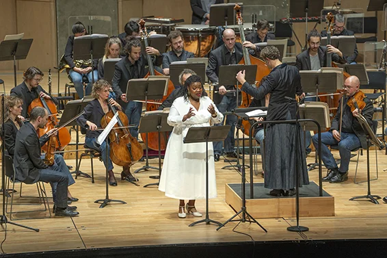 Marie-Laure Garnier, Secession, sous la direction de Clément Mao-Takacs, Philharmonie de Paris, 9 octobre 2025. Photographie © Amandine Aubrée - Toï Toï Paris.