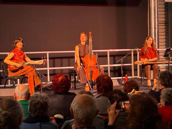 Le trio Chakâm à Caen. Photographie © Ourida Yaker.