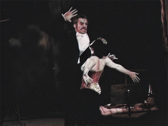 Alban Berg, Lulu, mise en scène de Joachim Herz, Komische Oper Berlin, 28 juin 1975, photographie d'Abraham Pisarek