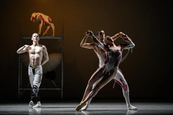 Steps for bea(s)ts that never were. Photographie © Alice Blangero.