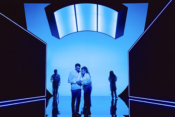 Huw Montague Rendall (Pelléas) et Lea Desandre (Mélisande). Photographie © OMC-Marco Borrelli.