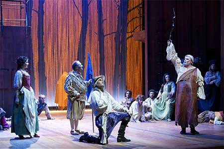 Nicola Beller Carbone (Aldonza / Dulcinea), Rodolphe Briand (Sancho-Pança), Nicolas Cavallier (Cervantès / Don-Quichotte) et Frank T'hézan (le Gouverneur i l'aubergiste)