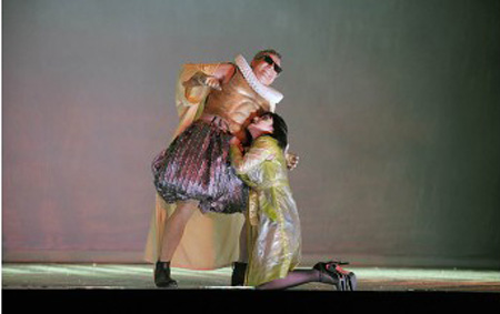 Marcos Fink (Claudio) et Alex Penda (Agrippina)