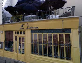 La Lanterne, rue du Tunnel.