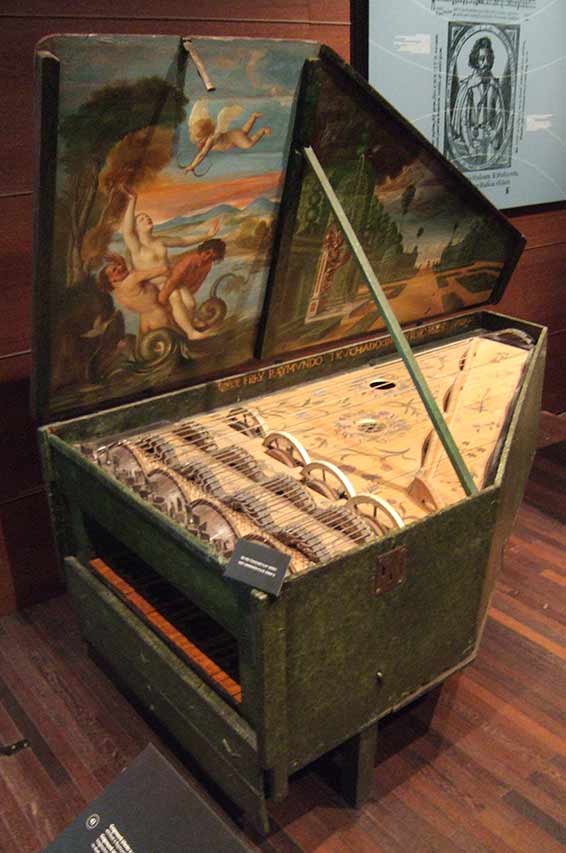 Musée de la musique, Bruxelles, Xänorphica